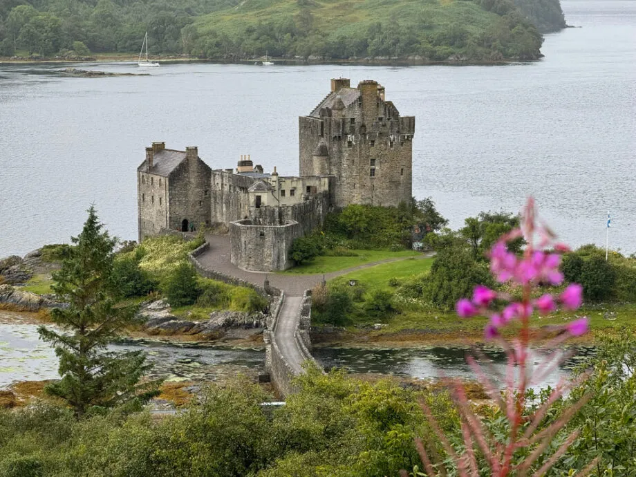 castillo-eilean-donan-guia-roadtrip-escocia-920x690